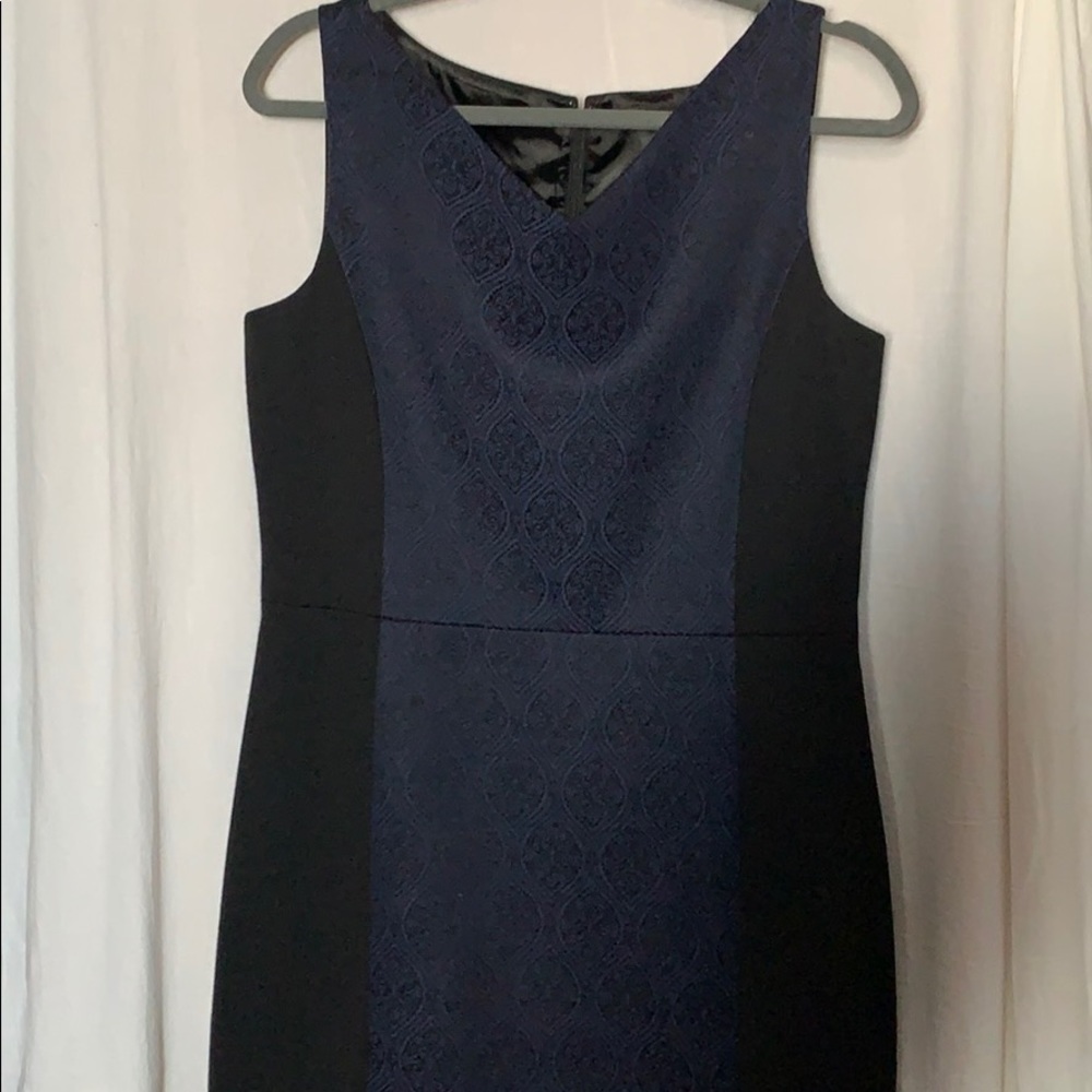 Tahari dress 12 navy/black